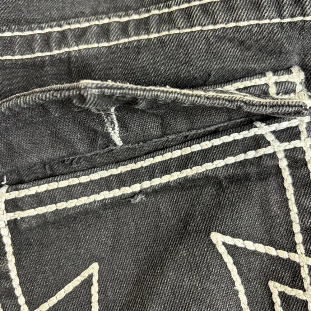 True Religion Joey Super T Black Jeans White Contrast Stitch Straight Leg 32